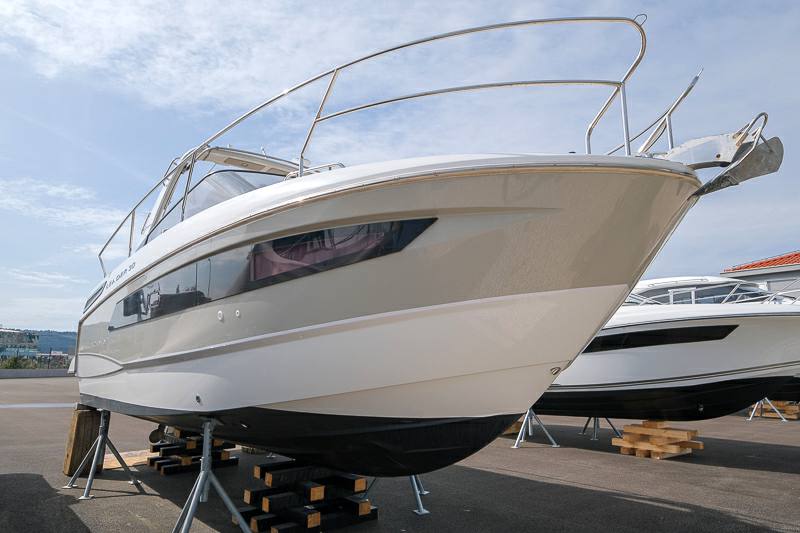 Jeanneau Leader 30 Flybridge