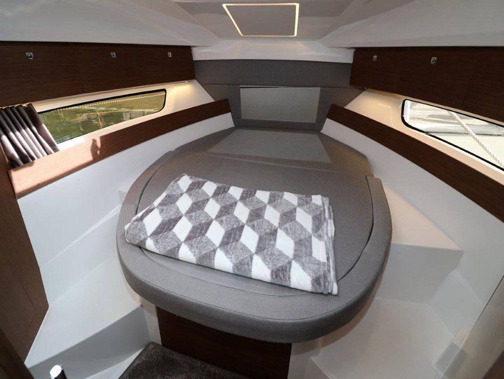 Jeanneau Merry fisher 895 Flybridge