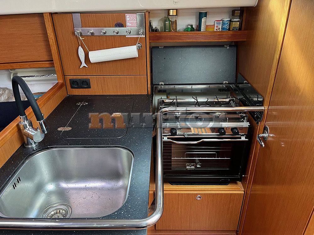 Bavaria 32 cruiser Парусная лодка используется для продажи