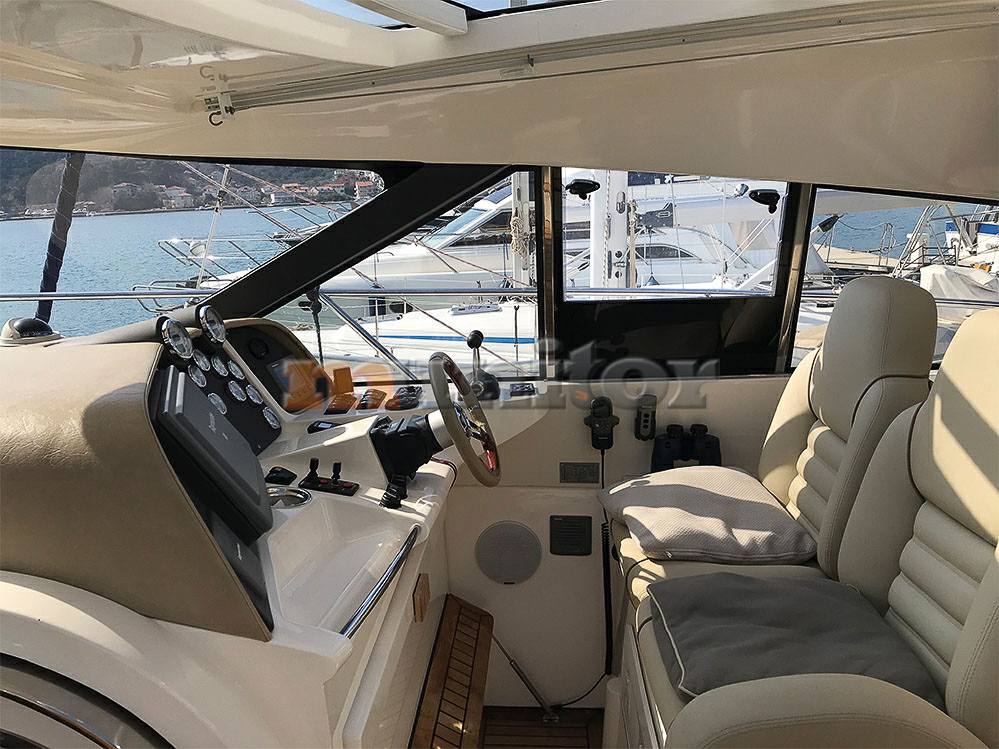 Elan 48 ht Flybridge