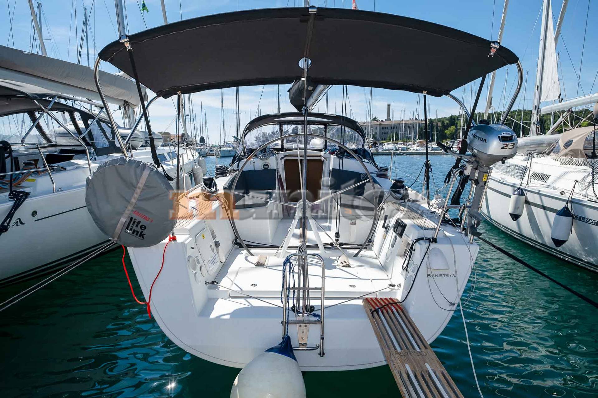 Beneteau First 35 Barco à vela usado para venda