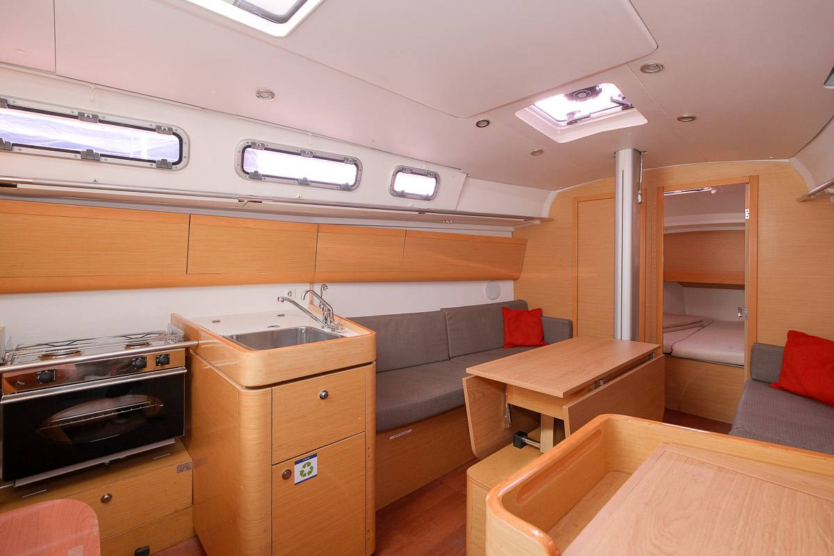 Beneteau First 35 