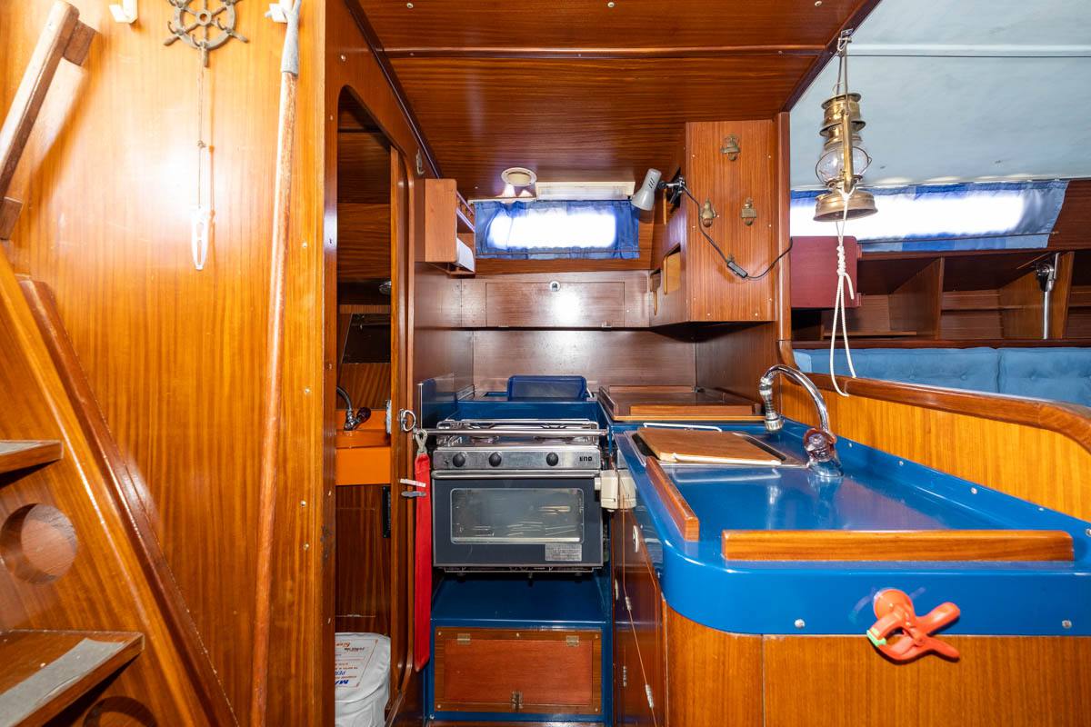Dufour 4800 используется