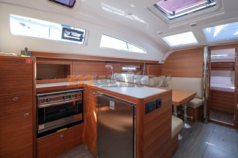 Elan Impression 40.1 Flybridge