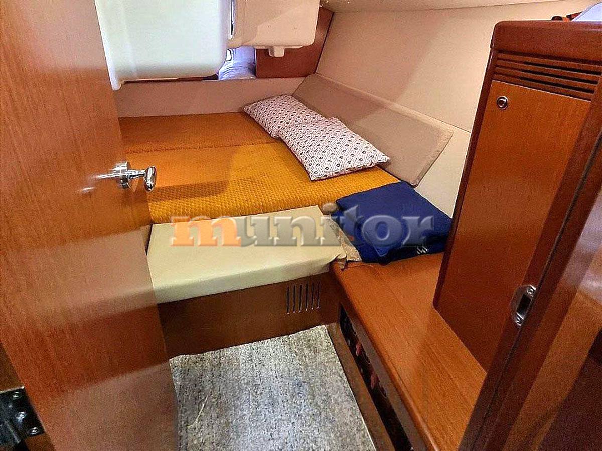 Beneteau Oceanis 37 Barco à vela usado para venda