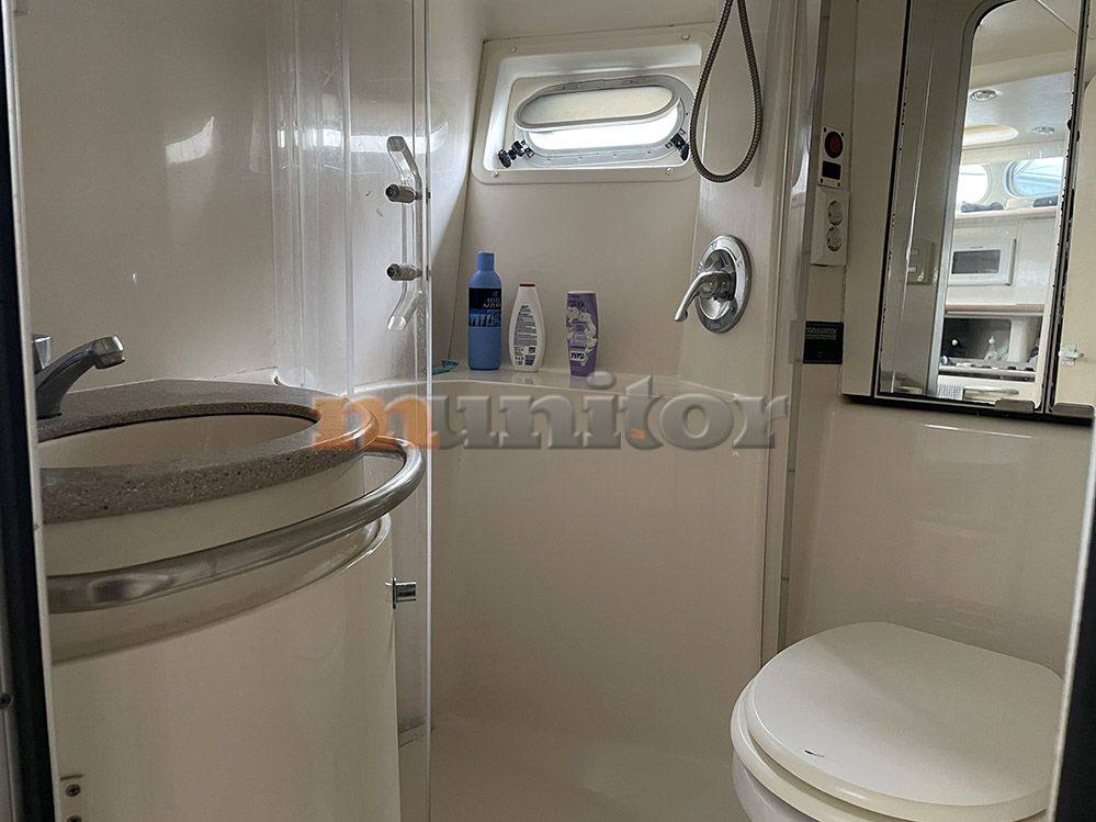 Bayliner 40 avanti usato