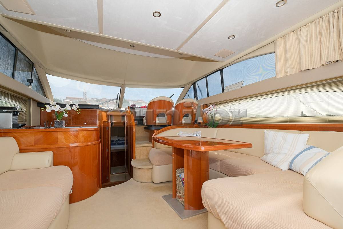 Princess 45 fly barca a motore