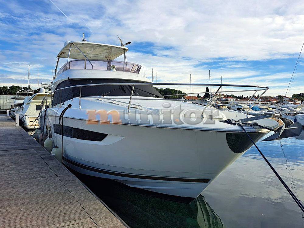 Jeanneau Prestige 550 Моторная лодка используется для продажи