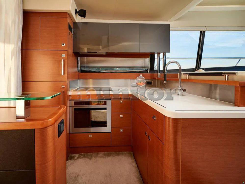 Jeanneau Prestige 550 Flybridge