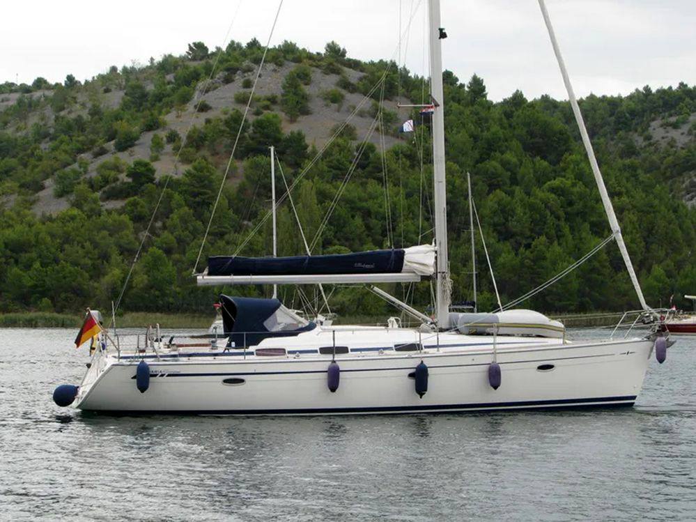 Bavaria 42 cruiser 