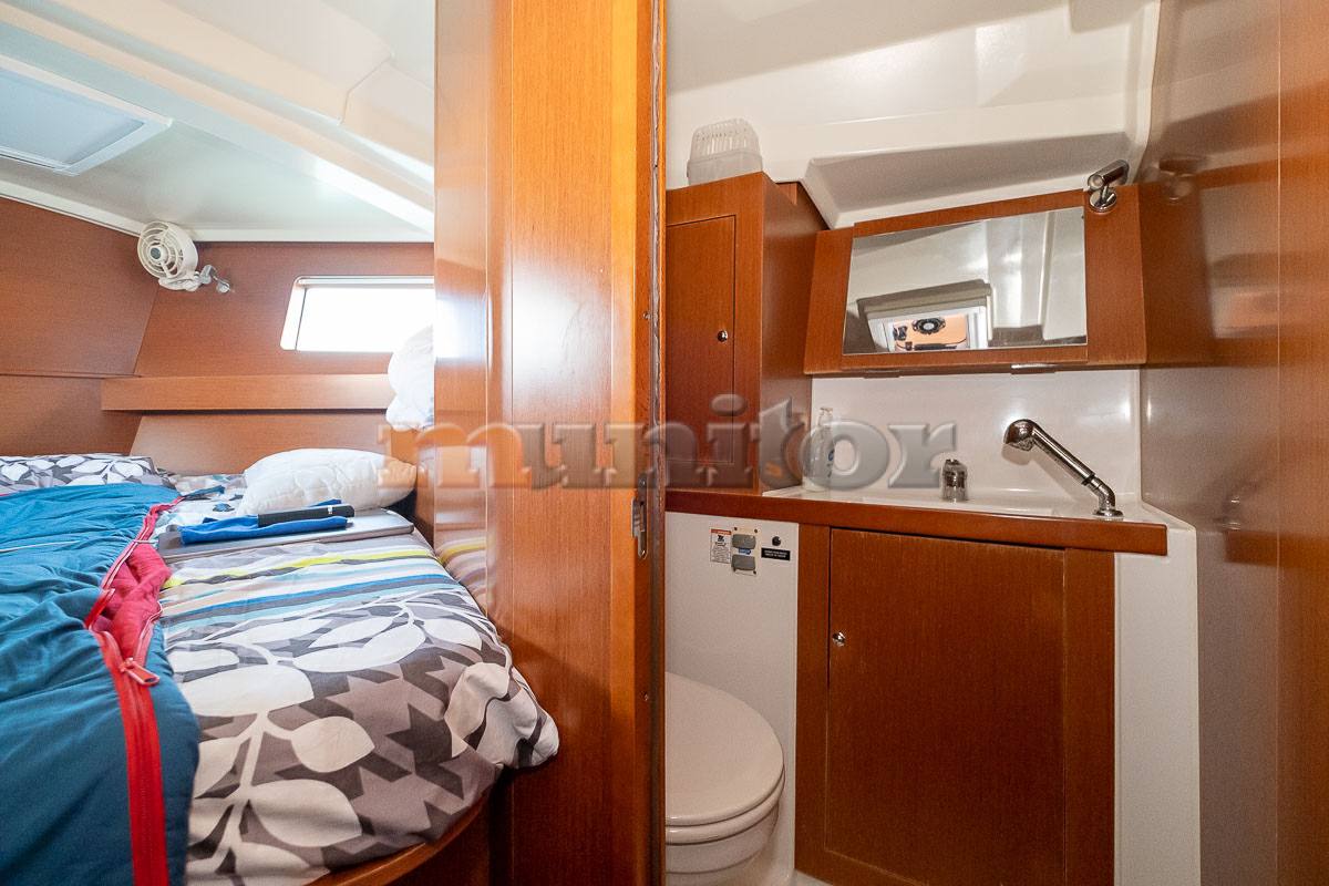 Beneteau Oceanis 41.1 Foto