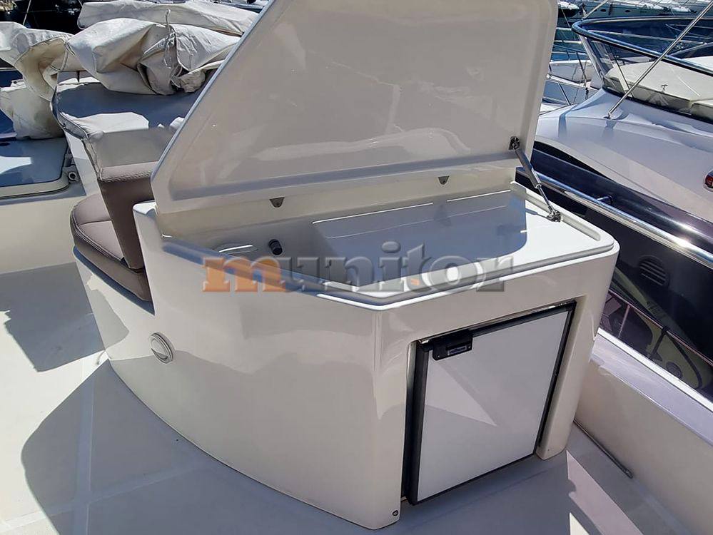 Ferretti 460 fly usato