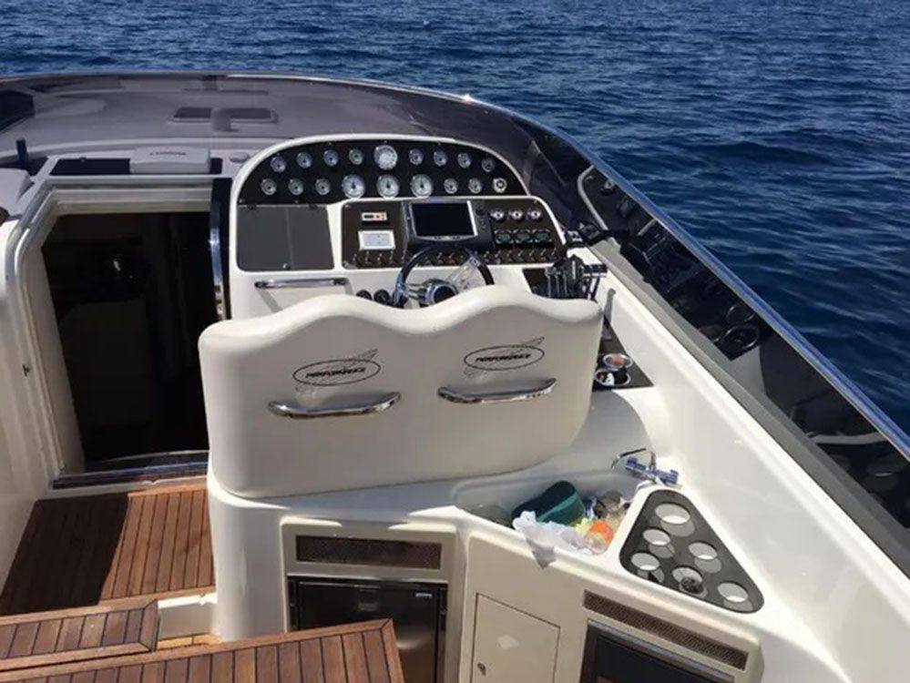 Performance 1407 Flybridge