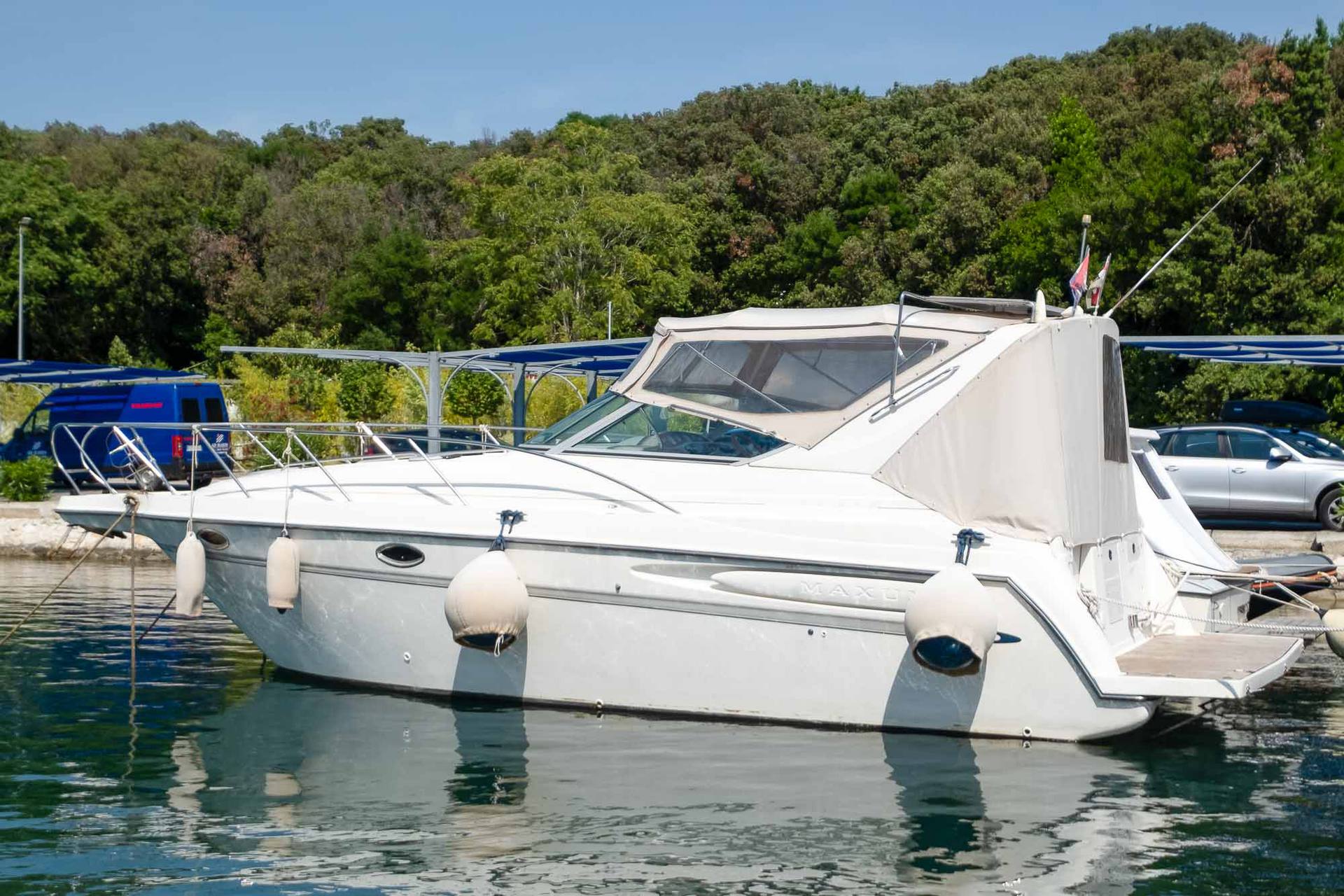 Maxum 3000 scr 