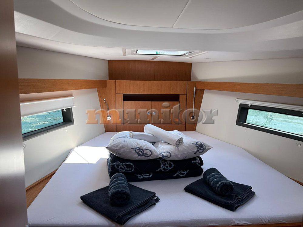 Bavaria C42 fotografia