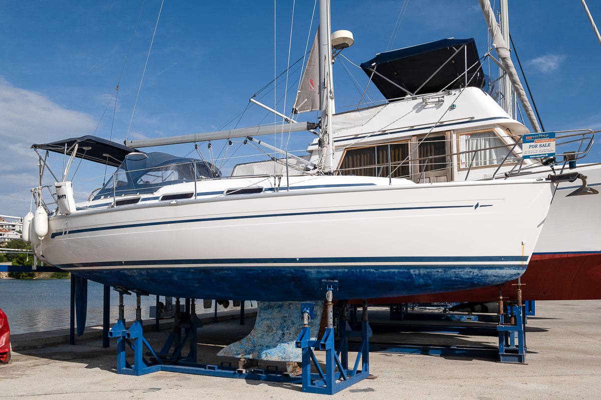 Bavaria 32 cruiser 