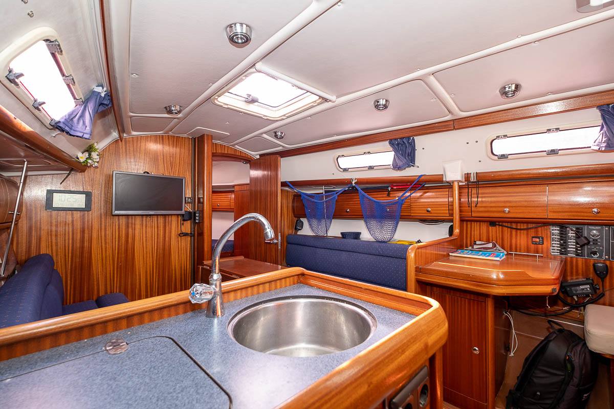 Bavaria 32 cruiser Flybridge