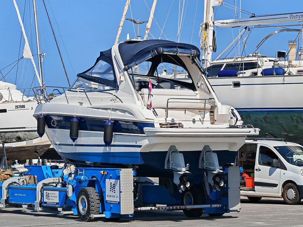 Bavaria 30 sport Barca a motore usata in vendita