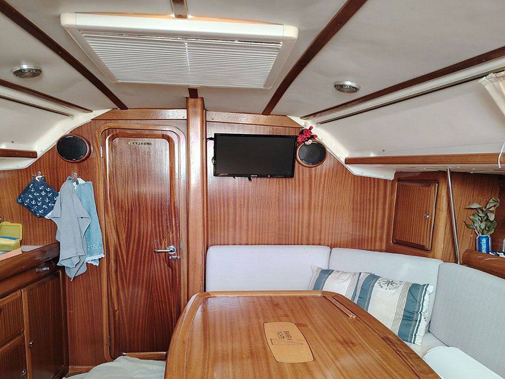 Bavaria 35 holiday Flybridge