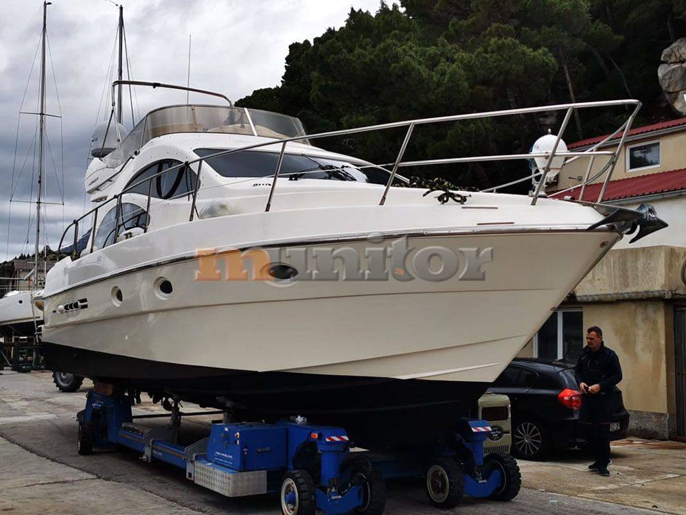 Azimut 42 fly barca a motore