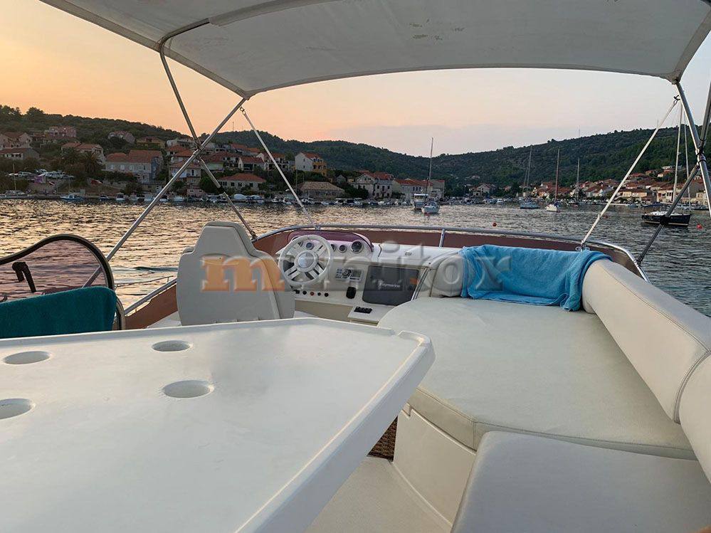 Azimut 43 fly Flybridge