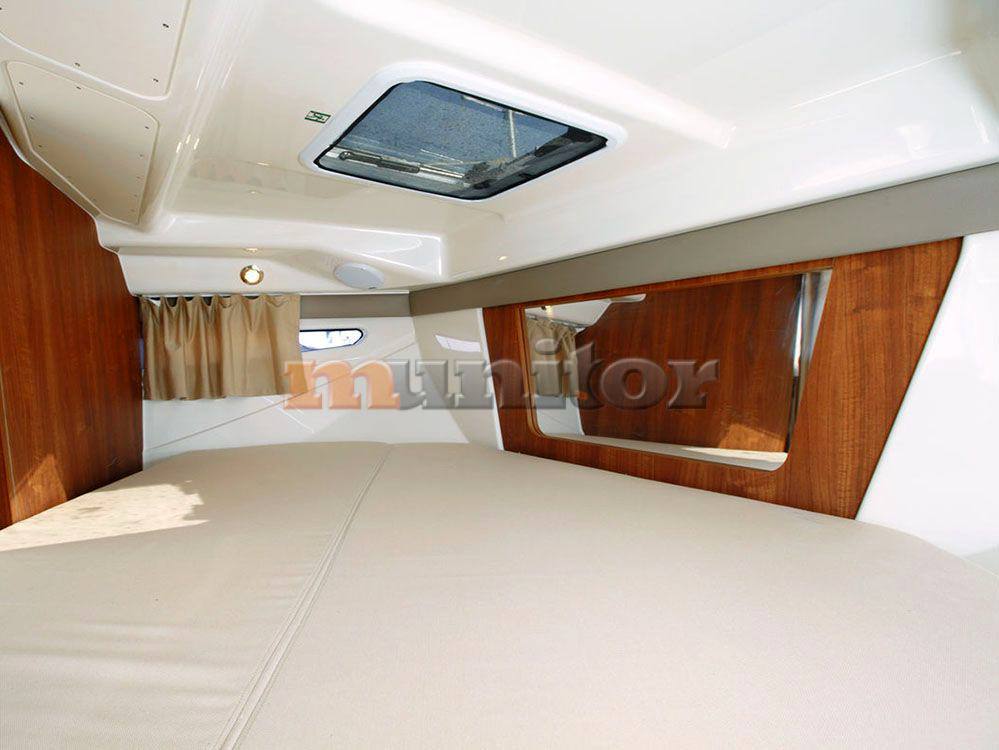 Quicksilver 755 weekend Flybridge usato