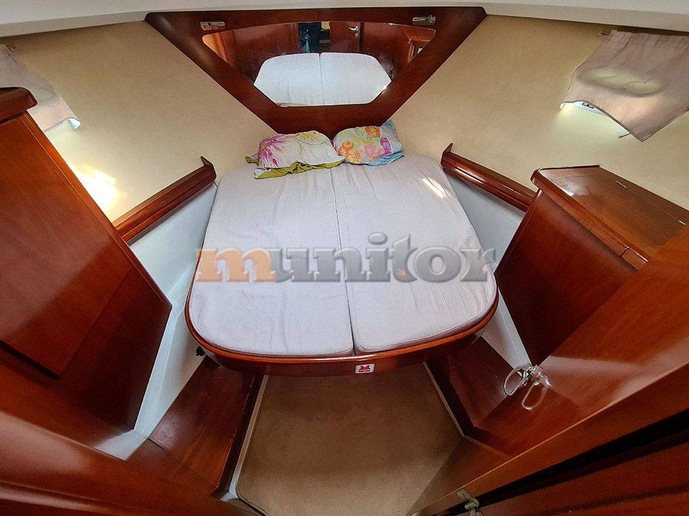 Beneteau Antares 9.80 