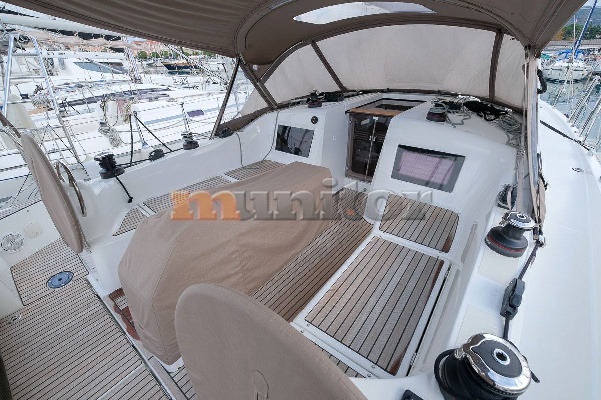 Jeanneau Sun odyssey 410 فليبريدجي