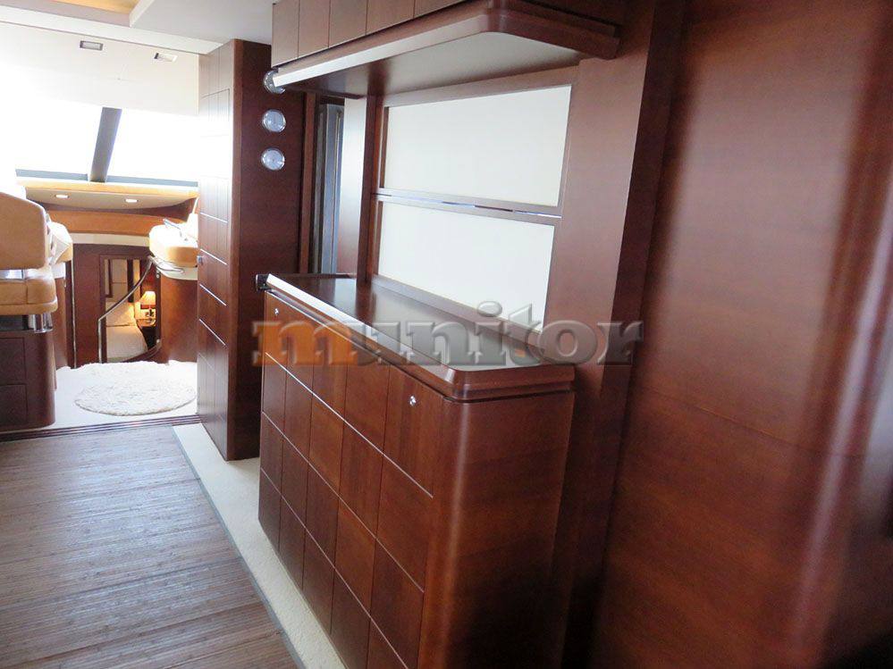 Azimut 75 fly barco à vela