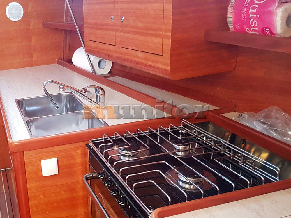 Triplast Y999 Segelboot