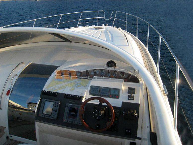 Princess V50 Flybridge usado