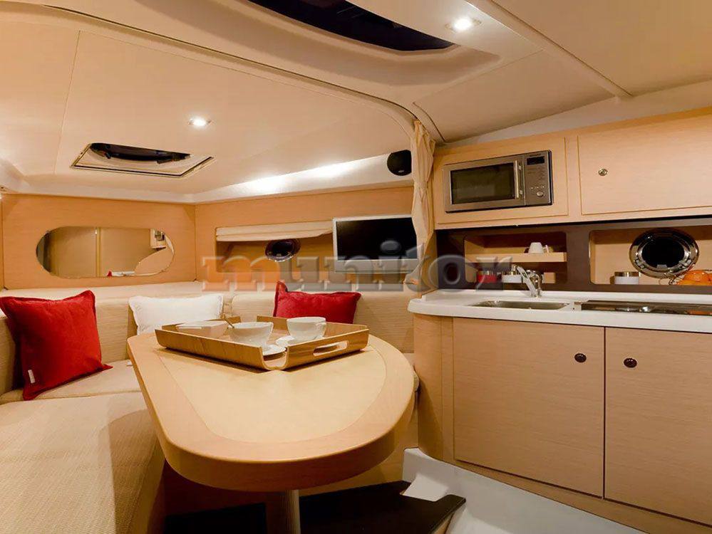 Beneteau Monte carlo 32 صور