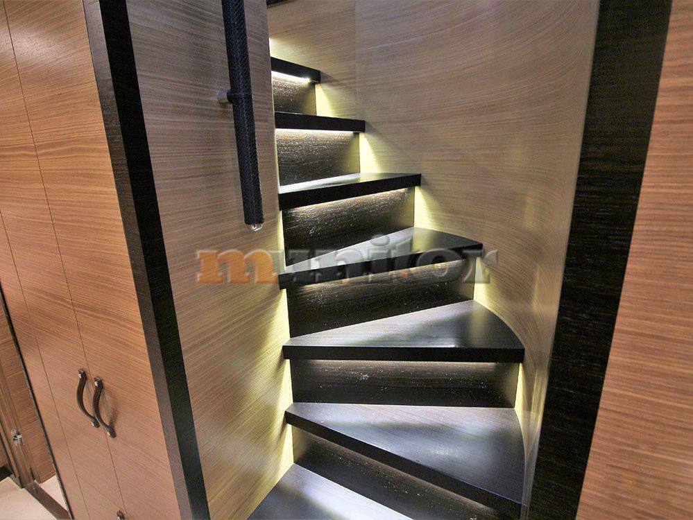 Azimut Magellano 76 صور