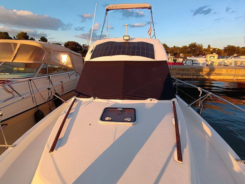 Beneteau Antares 9 使用
