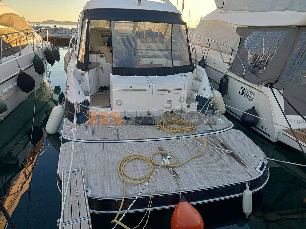 Four winns  v 458 Flybridge