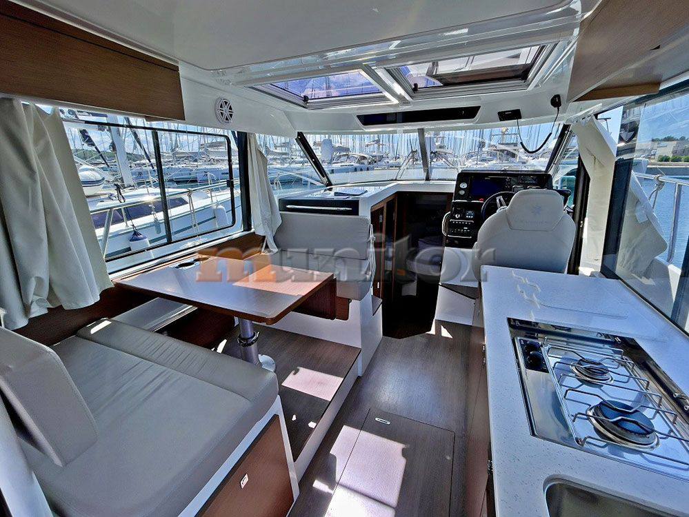 Jeanneau Merry fisher 1095 Моторная лодка