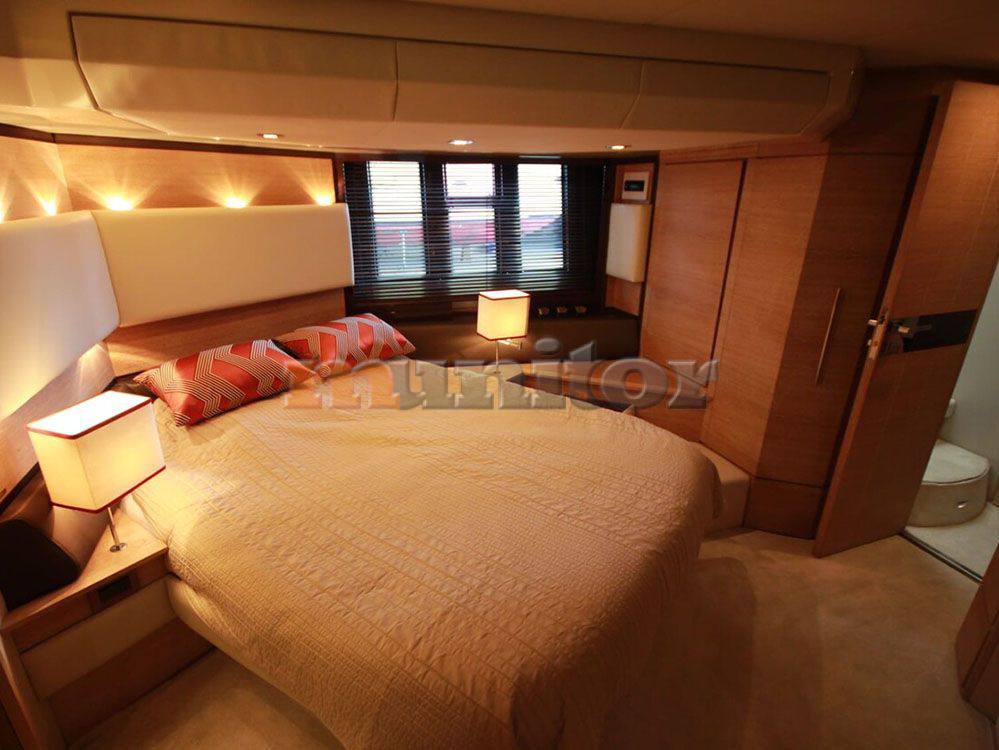 Azimut 58 fly Фото