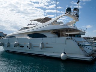 Ferretti Yachts Custom line 94