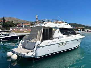 Jeanneau Prestige 32 fly