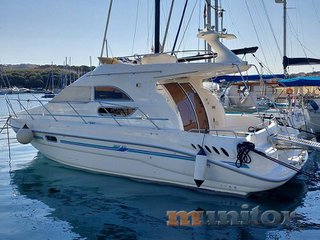 Sealine 330 fly
