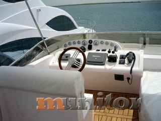 Majesty yachts Majesty 44 fly от 2008