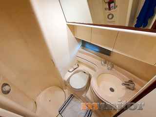 Azimut AZIMUT 46 Fly от 2000