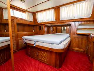 Overseas ind Trawler monk 42 от 1987