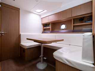 Beneteau BENETEAU Gran Turismo 44 от 2013