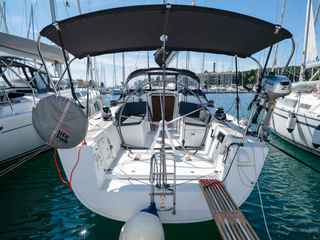 Beneteau BENETEAU First 35 от 2011