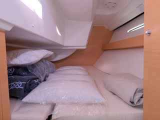 Beneteau BENETEAU First 35 от 2011