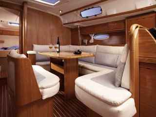 Bavaria 42 cruiser от 2004