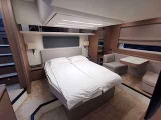 Jeanneau JEANNEAU Prestige 590 от 2022