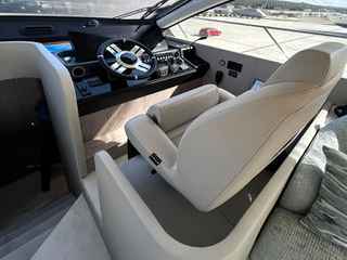 Azimut 53 fly от 2024