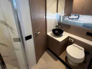 Azimut 53 fly от 2024